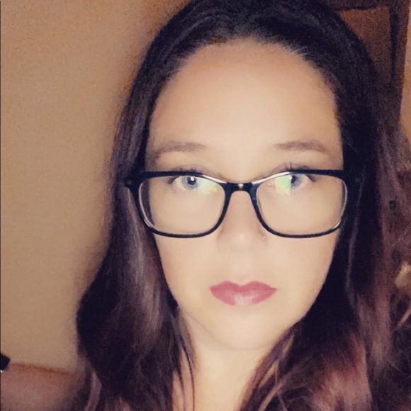 Meet your Posher, Amy - Picture 1 of 1